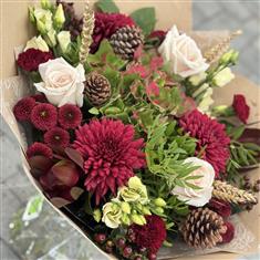 Christmas Showstopper Bouquet 2025