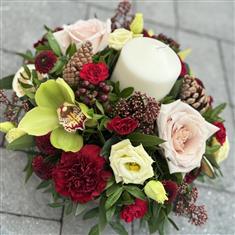 Christmas Candle Arrangement 2025