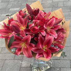 Rose &amp; Lily Bouquet