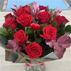 Valentines 12 Roses